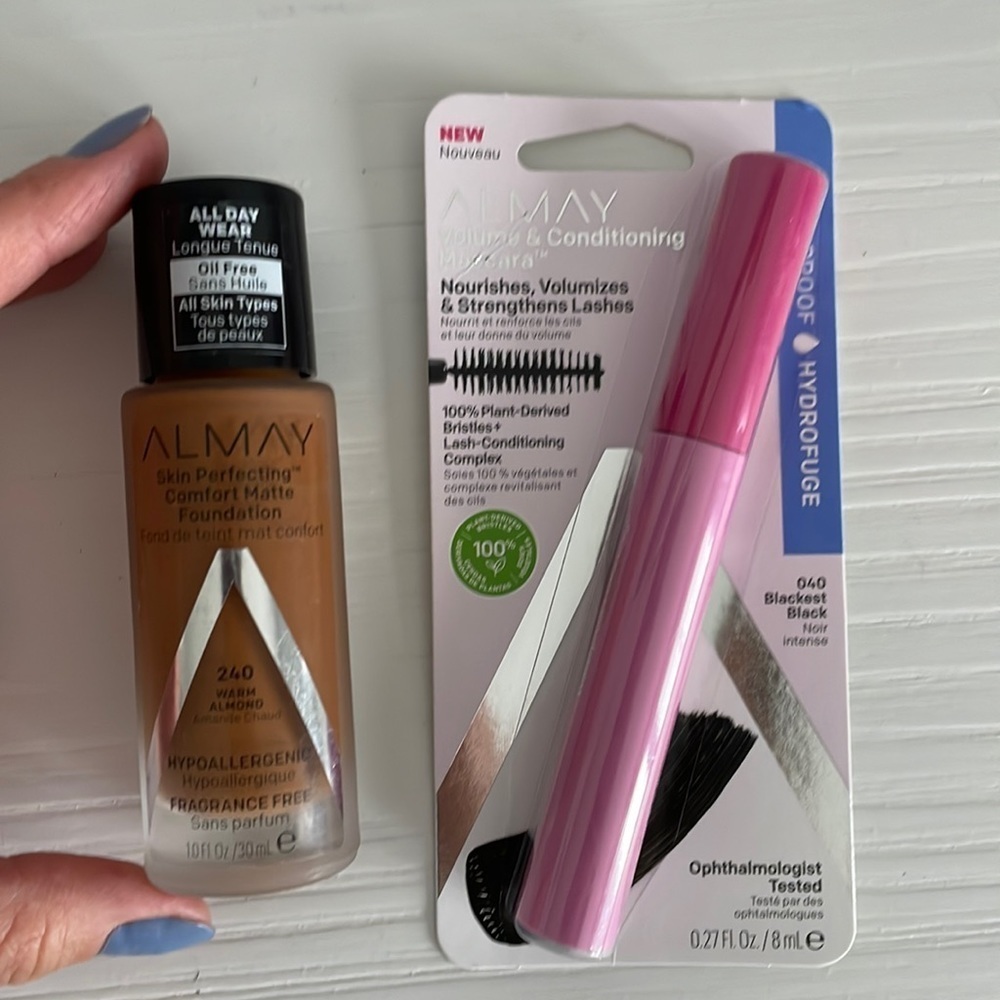 Almay Matte Foundation 240 and Mascara 040